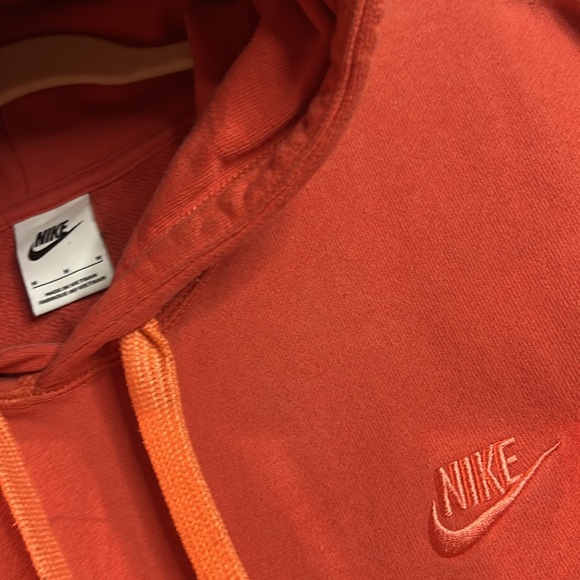 Nike Sportswear Classic Fleece Pull Over Hoodie ‘Lobster Red’ DA0023-605 Sz-Med. - Picture 3 of 5
